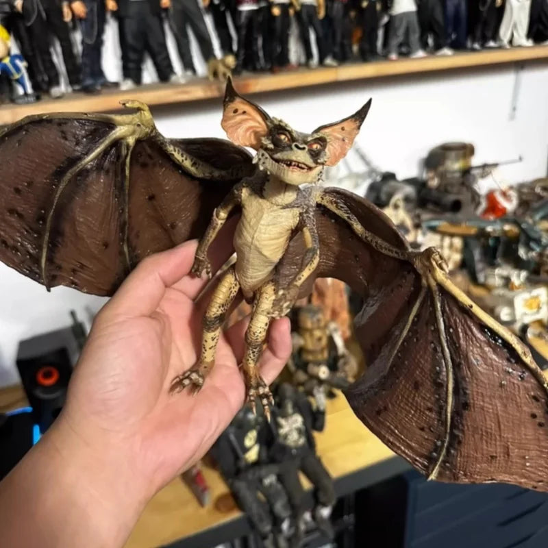 In Stock Original Collection Neca Gremlins Film Gremlins 2 Alien Bat Gremlin 45cm Wing Action Figure Model Toys Christmas Gift