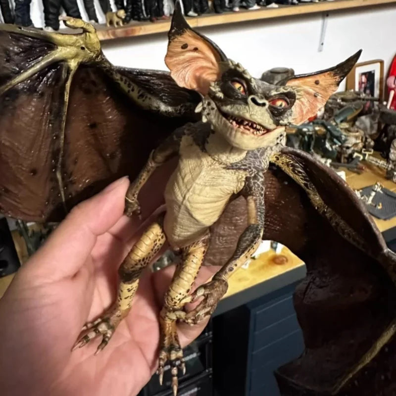 In Stock Original Collection Neca Gremlins Film Gremlins 2 Alien Bat Gremlin 45cm Wing Action Figure Model Toys Christmas Gift