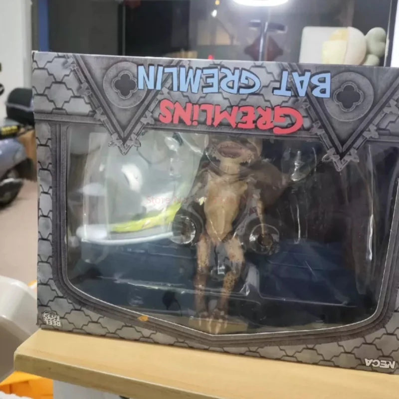 In Stock Original Collection Neca Gremlins Film Gremlins 2 Alien Bat Gremlin 45cm Wing Action Figure Model Toys Christmas Gift