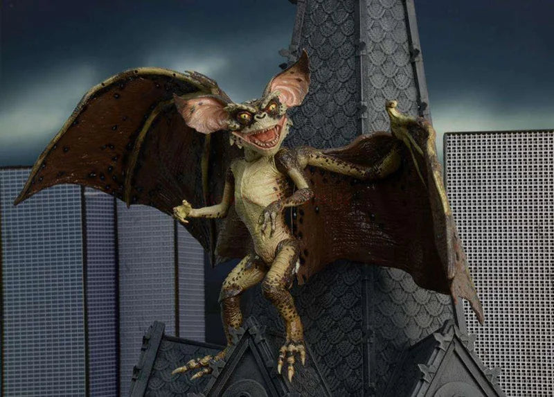 In Stock Original Collection Neca Gremlins Film Gremlins 2 Alien Bat Gremlin 45cm Wing Action Figure Model Toys Christmas Gift