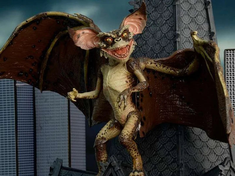 In Stock Original Collection Neca Gremlins Film Gremlins 2 Alien Bat Gremlin 45cm Wing Action Figure Model Toys Christmas Gift