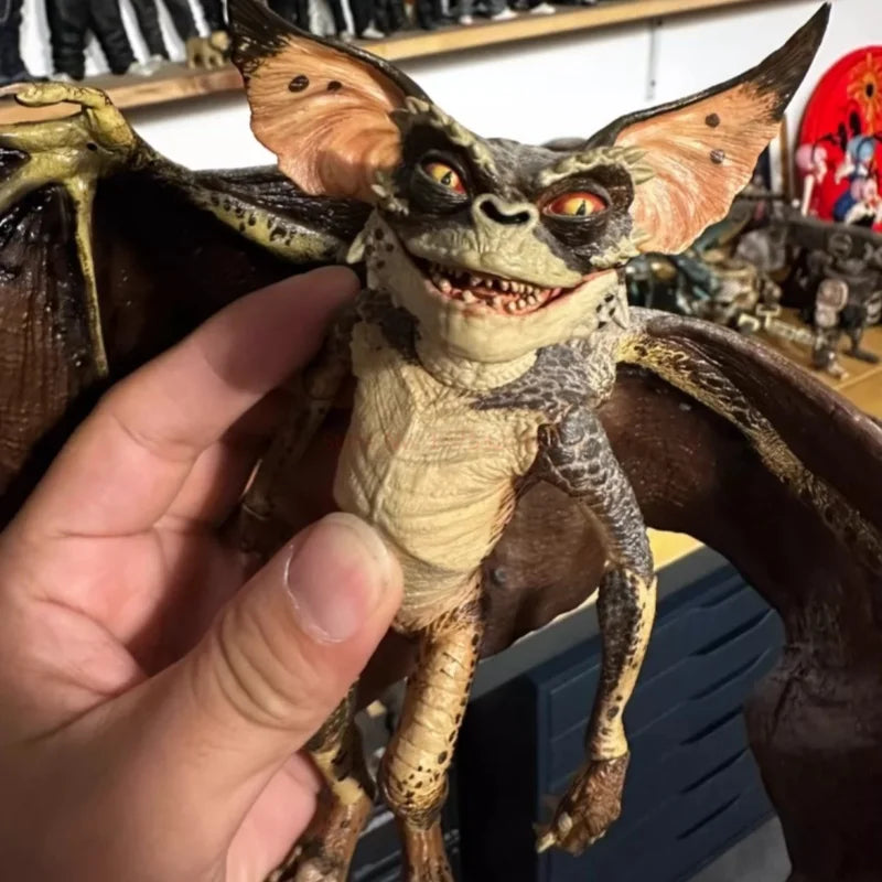 In Stock Original Collection Neca Gremlins Film Gremlins 2 Alien Bat Gremlin 45cm Wing Action Figure Model Toys Christmas Gift