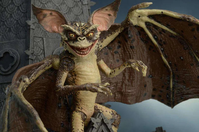 In Stock Original Collection Neca Gremlins Film Gremlins 2 Alien Bat Gremlin 45cm Wing Action Figure Model Toys Christmas Gift